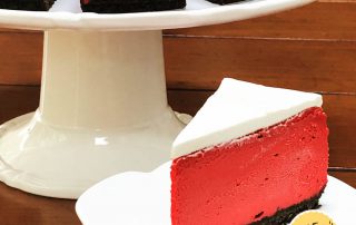 red velvet cheesecake